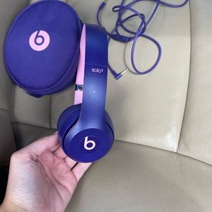 beats solo 3 headphones